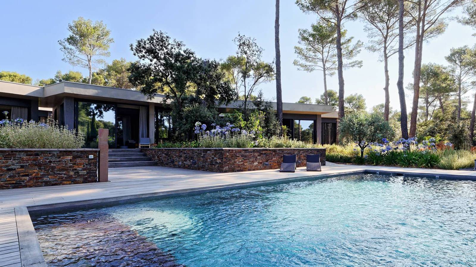 Architecte Villa contemporaine luxe Saint-Tropez