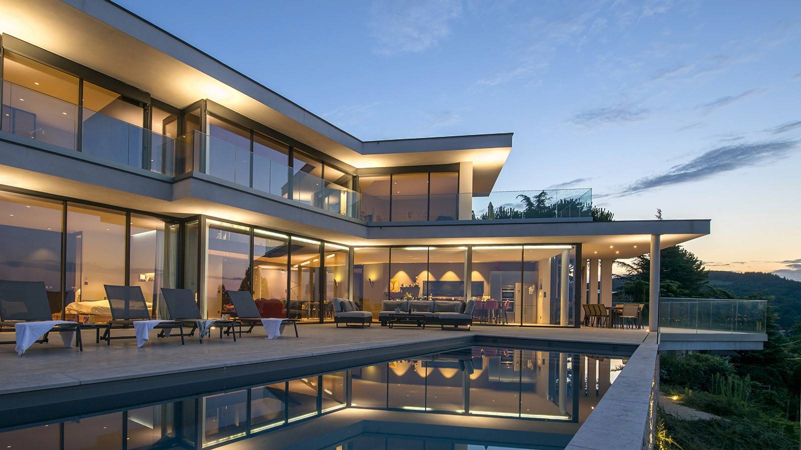 Maison-contemporaine-luxe-architecte-Cannes